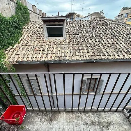 Rooftops View Between Pantheon And Navona Apartment Rome